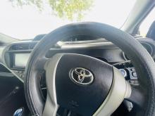 https://riyasewana.com/uploads/toyota-aqua-98362117616.jpg