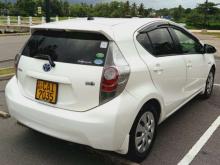 https://riyasewana.com/uploads/toyota-aqua-9945556044.jpg