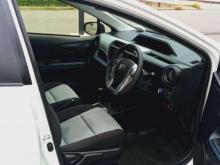 https://riyasewana.com/uploads/toyota-aqua-9945556656.jpg