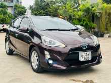 Toyota Aqua Angle Light 2016 Car
