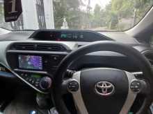 https://riyasewana.com/uploads/toyota-aqua-cat-2014-1911562612474.jpg