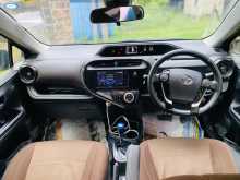 https://riyasewana.com/uploads/toyota-aqua-eagle-2017-1723283212423.jpg