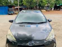 Toyota AQUA G Grade 2012 Car