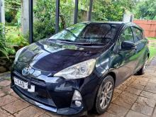 https://riyasewana.com/uploads/toyota-aqua-g-101906396535.jpg