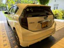 Toyota Aqua G Grade 2012 Car