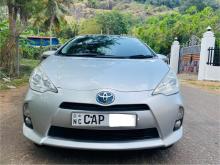 Toyota Aqua G Grade 2014 Car