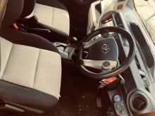 https://riyasewana.com/uploads/toyota-aqua-g-11352036724.jpg