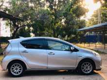 Toyota AQUA G GRADE 2013 Car