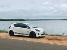 Toyota Aqua G Grad 2013 Car
