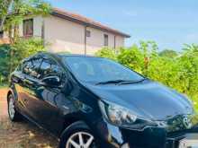 https://riyasewana.com/uploads/toyota-aqua-g-131434464673.jpg