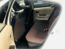 https://riyasewana.com/uploads/toyota-aqua-g-13847196816.jpg
