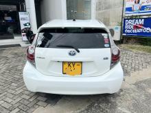 https://riyasewana.com/uploads/toyota-aqua-g-1420135917035.jpg