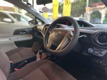 https://riyasewana.com/uploads/toyota-aqua-g-14541076985.jpg