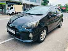 Toyota Aqua G Grade 2013 Car