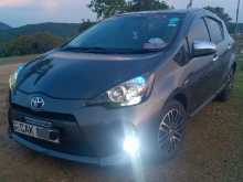 https://riyasewana.com/uploads/toyota-aqua-g-14934264312.jpg