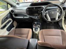 https://riyasewana.com/uploads/toyota-aqua-g-159594724892.jpg