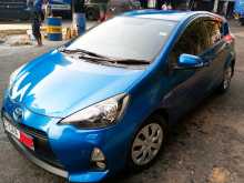 https://riyasewana.com/uploads/toyota-aqua-g-17112704833.jpg