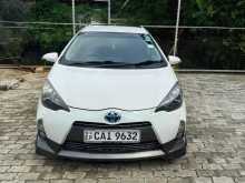 Toyota Aqua G LIMITED 2013 Car