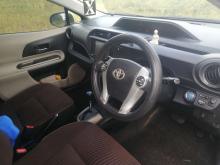 https://riyasewana.com/uploads/toyota-aqua-g-17852496853.jpg