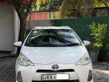 https://riyasewana.com/uploads/toyota-aqua-g-1923495822452.jpg