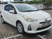 Toyota Aqua G Grade 2012 Car
