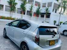 https://riyasewana.com/uploads/toyota-aqua-g-2012-1616394512953.jpg