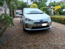 Toyota Aqua G Grade 2012 Car