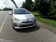 Toyota Aqua G Grade 2012 Car