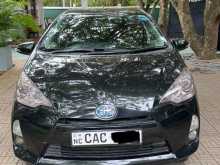Toyota Aqua G Grade 2012 Car