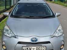 Toyota Aqua G Grade 2012 Car