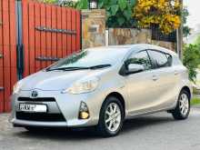 Toyota Aqua G Grade 2012 Car