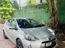 Toyota Aqua G Grade 2012 Car