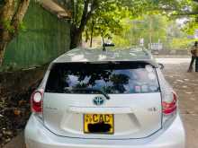 https://riyasewana.com/uploads/toyota-aqua-g-2012-219505612893.jpg