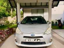 Toyota Aqua G Grade 2012 Car