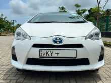 Toyota Aqua G 2012 Car