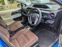https://riyasewana.com/uploads/toyota-aqua-g-2012-3021185412773.jpg