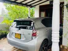 https://riyasewana.com/uploads/toyota-aqua-g-2012-318224212404.jpg