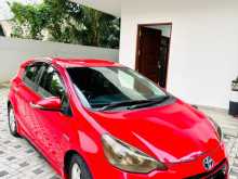 Toyota Aqua G Grade 2012 Car