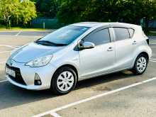 Toyota Aqua G Grade 2012 Car