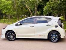 https://riyasewana.com/uploads/toyota-aqua-g-2012-815315012302.jpg