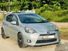 https://riyasewana.com/uploads/toyota-aqua-g-2013-146594512074.jpg