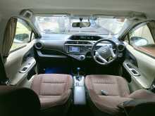 https://riyasewana.com/uploads/toyota-aqua-g-2013-176410412894.jpg