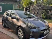 Toyota Aqua G Grade 2013 Car