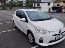 Toyota Aqua G Grade 2013 Car