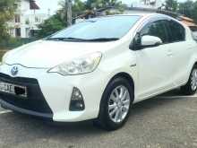 Toyota Aqua G Grade 2013 Car
