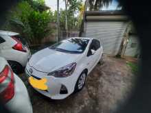 Toyota Aqua G Grade 2013 Car