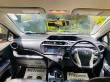 https://riyasewana.com/uploads/toyota-aqua-g-2013-2518510812922.jpg