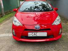 Toyota Aqua G Grade 2013 Car