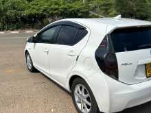 https://riyasewana.com/uploads/toyota-aqua-g-2013-288181812412.jpg