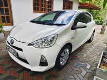 Toyota Aqua G Grade 2013 Car